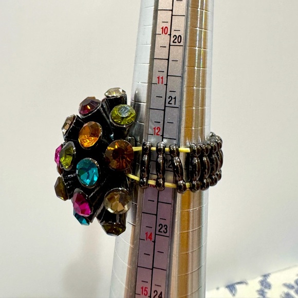 Multicolor Gemstone Cocktail Ring elastic band adjustable size 5 to 12 - Picture 2 of 5